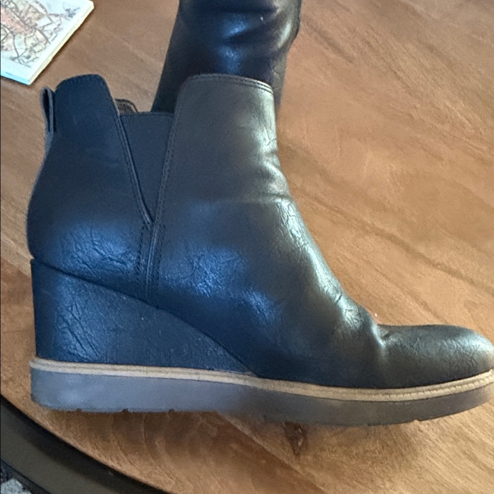Dr. Scholl's Black Wedge Boots